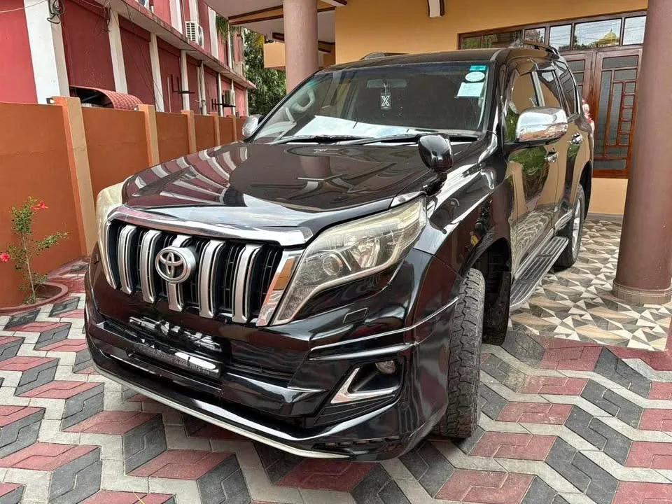 Luxury SUV for Sri Lanka private transfers